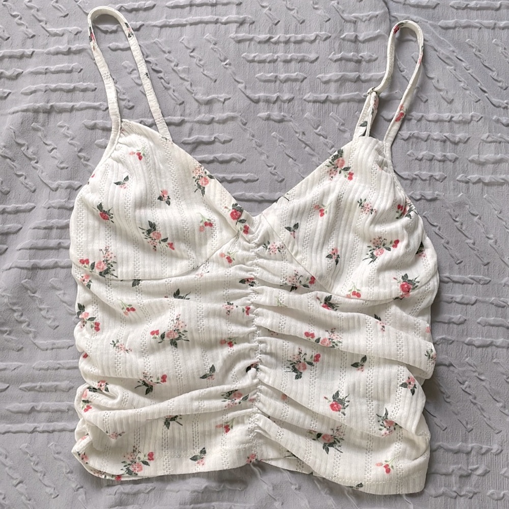 Forever 21 flower scrunch tank